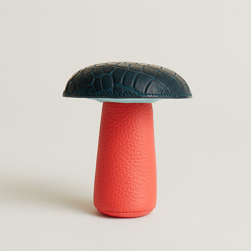 mushroom-paperweight-pm--